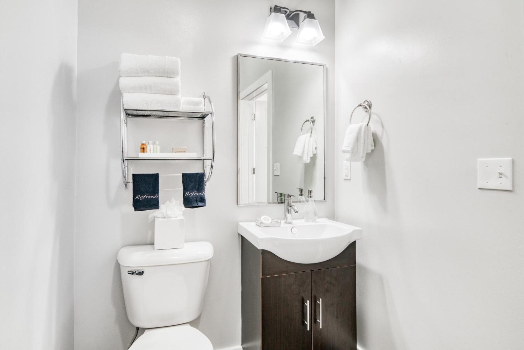 Cozysuites Music Row Bold 1Br W Free Parking Nashville Extérieur photo