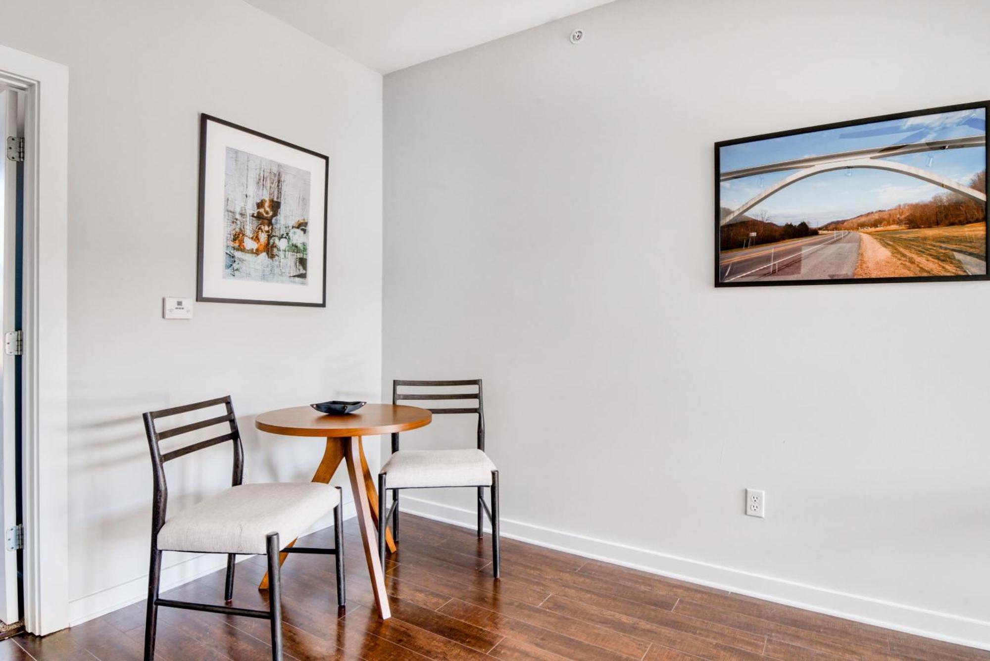 Cozysuites Music Row Bold 1Br W Free Parking Nashville Extérieur photo